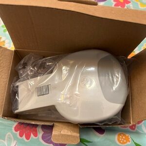 Pampered Chef Cherry and Olive Pitter new in packaging